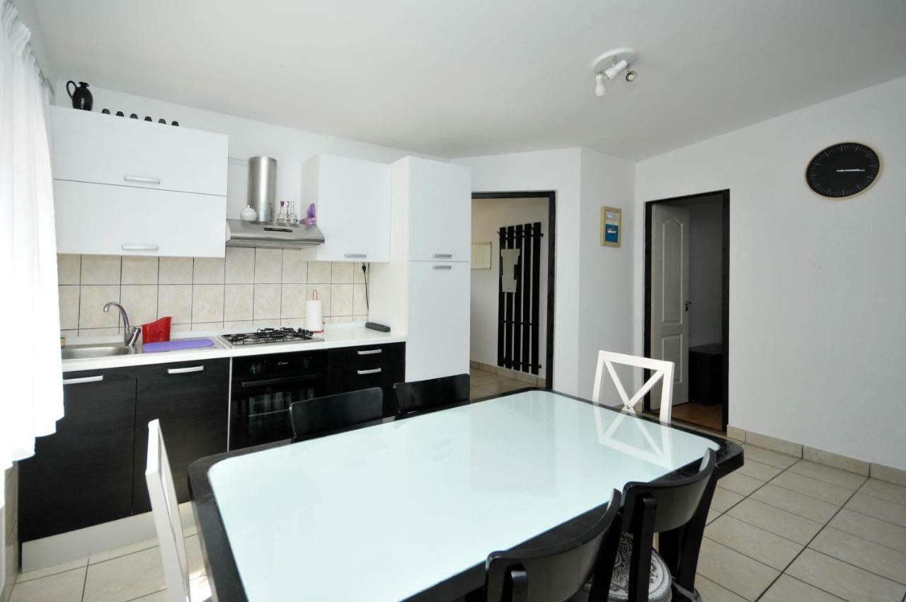 Apartment Sandra Trogir Exteriér fotografie